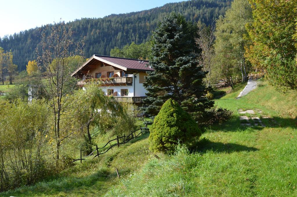 Sporthotel Zugspitze Lermoos Exteriör bild